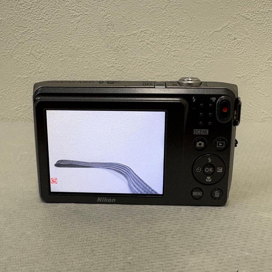 【美品稼動品】Nikon coolpix A300 ニコン　コンデジ　シルバー