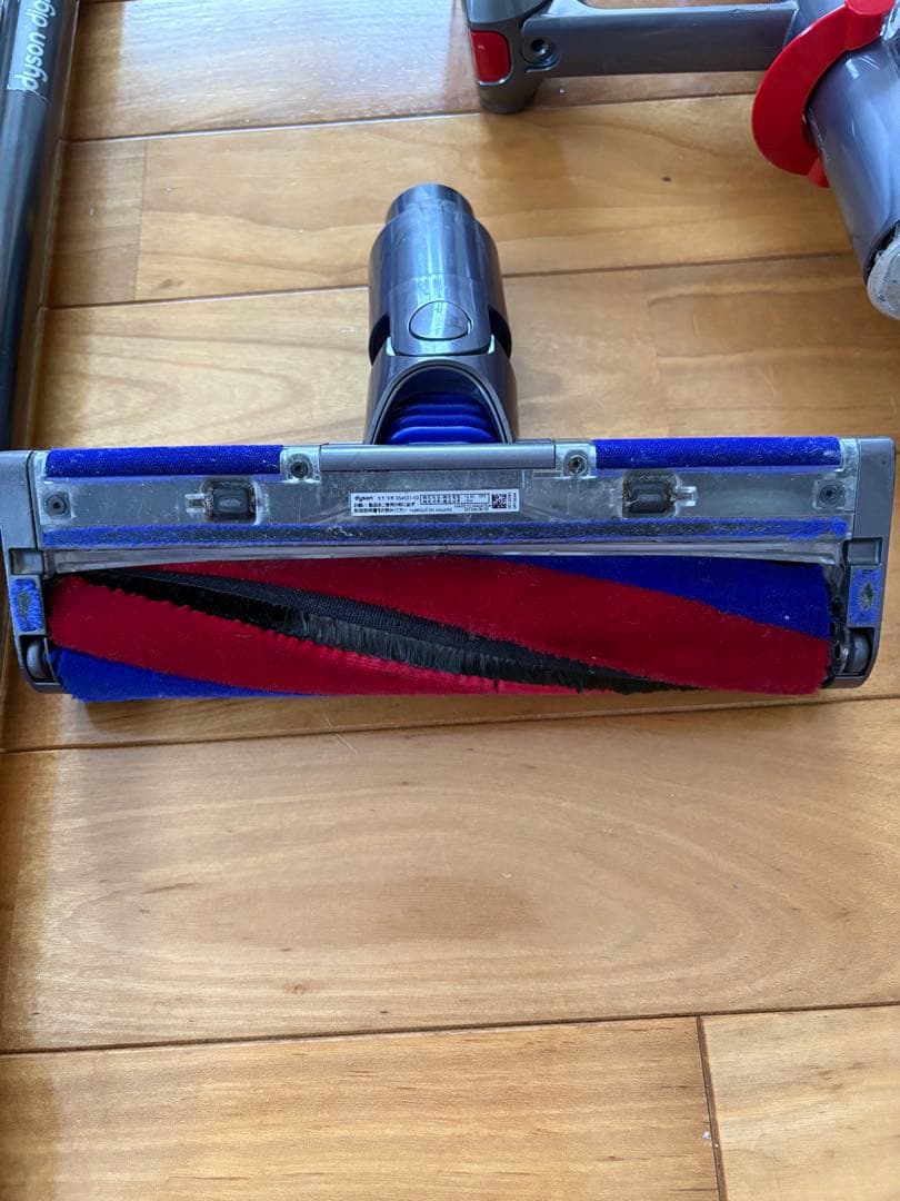 ダイソン掃除機 Dyson digital slim fluffy sv18