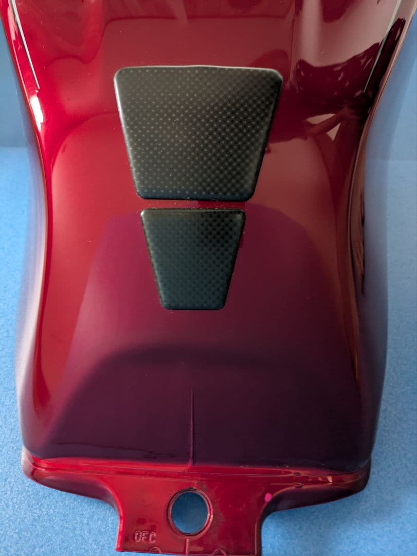 ★キズ少★　ホンダ CB1100(SC65)タンク 赤