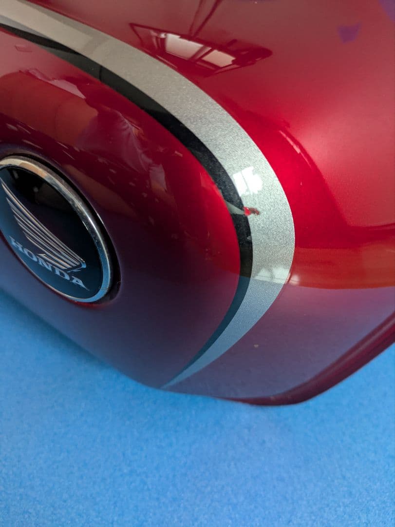 ★キズ少★　ホンダ CB1100(SC65)タンク 赤