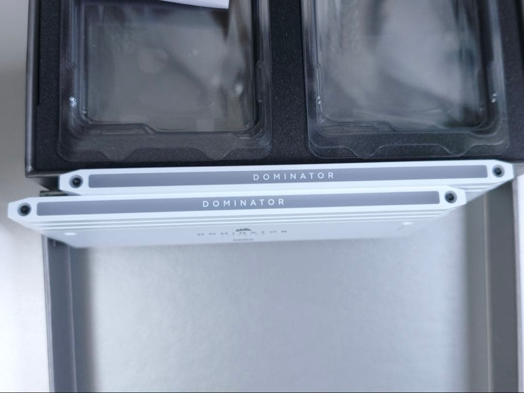 メモリー Corsair DDR5 CMP32GX5M2B6400C32W