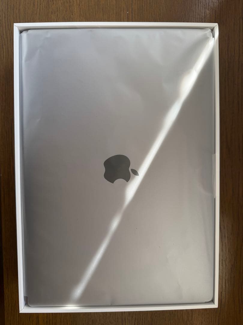 Apple MacBook Air (M1, 2020) 本体 512gb