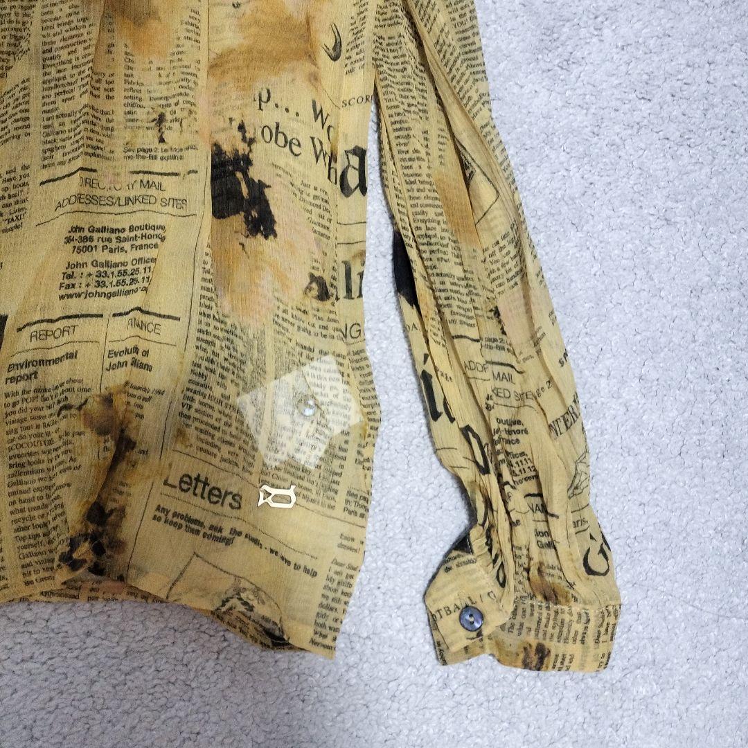 ジョン・ガリアーノ　ニュースペーパー柄シャツ