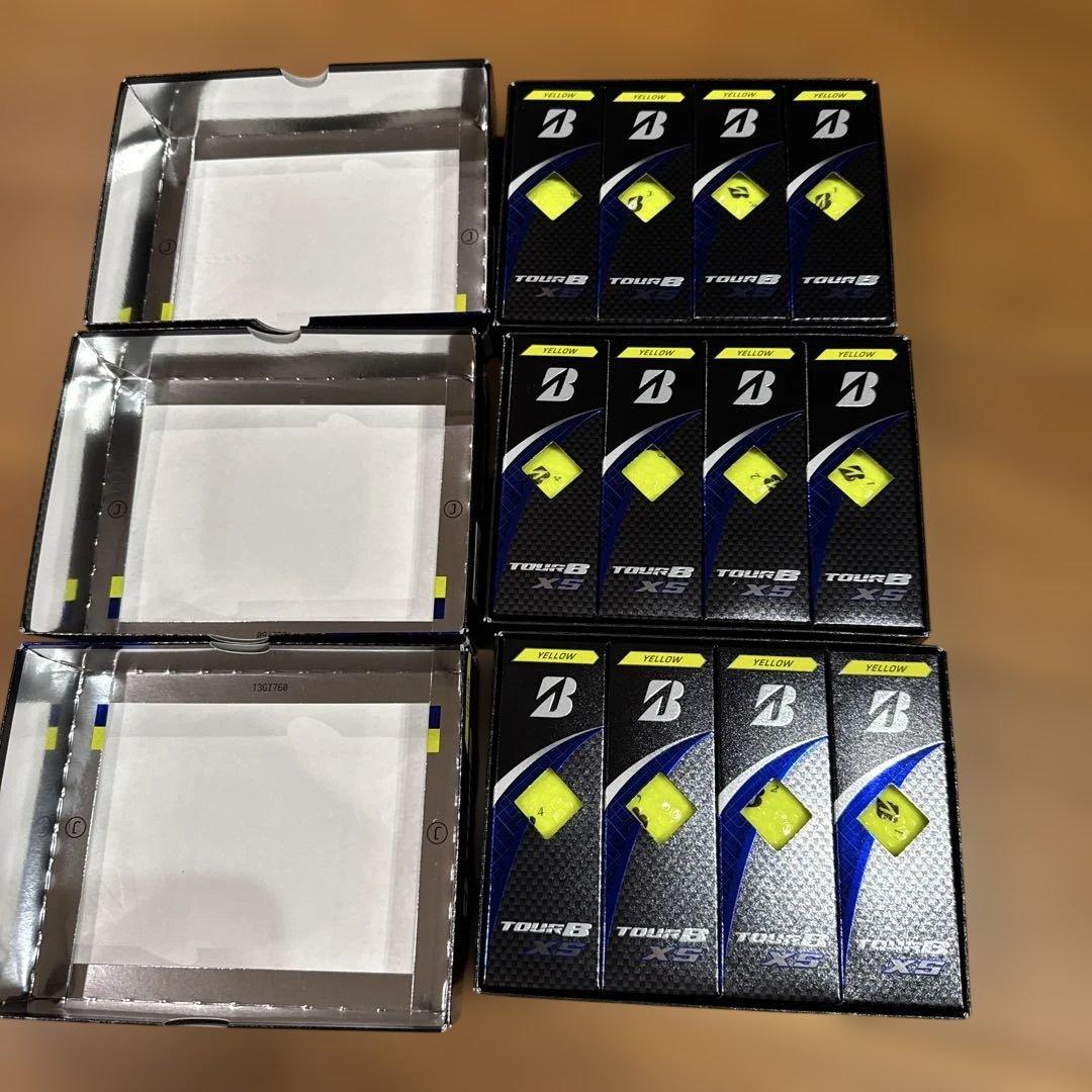 ブリヂストン TOUR B XS ゴルフボール ３ケース　新品