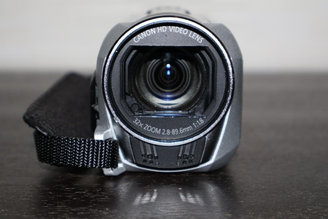 【動作良好】Canon デジタルビデオカメラ iVIS HF R31 シルバー