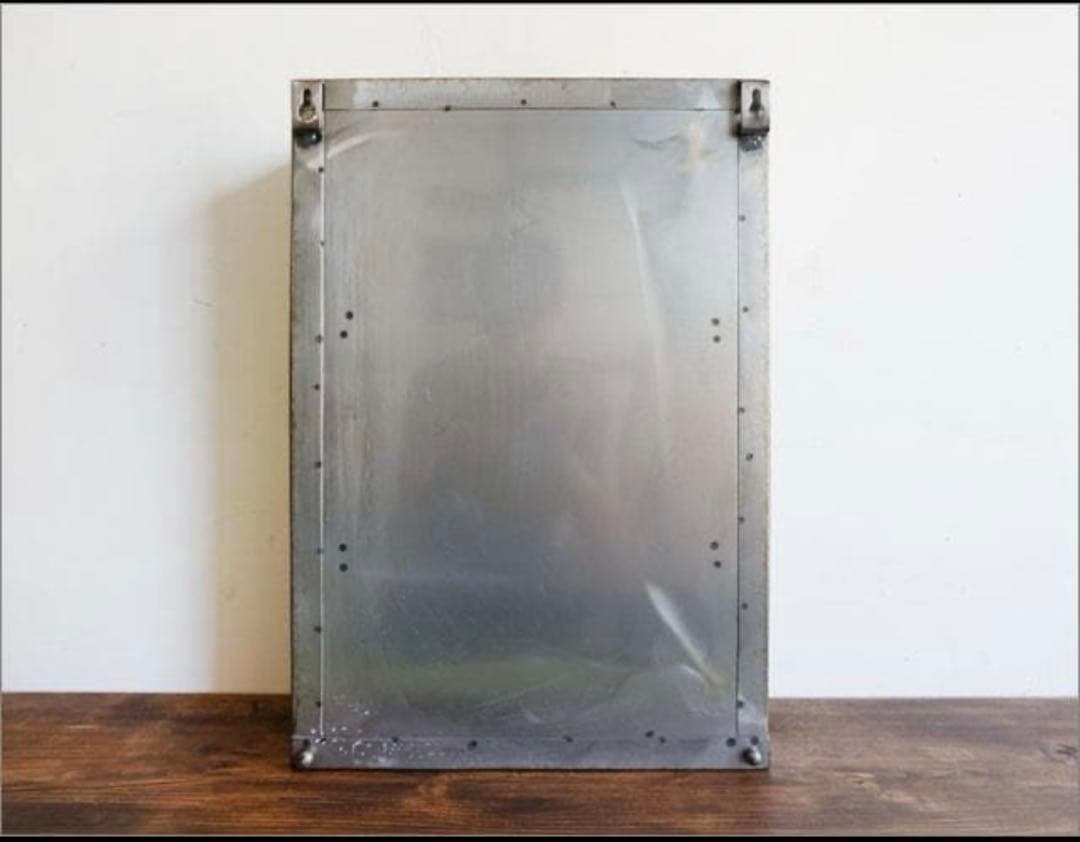 アンティーク スチールショーケース ガラスキャビネット小物収納インダストリアル棚