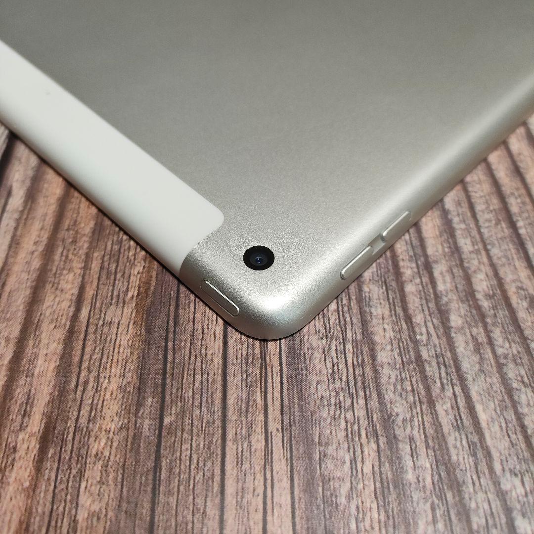 apple iPad 第8世代 32GB SIMフリー 美品