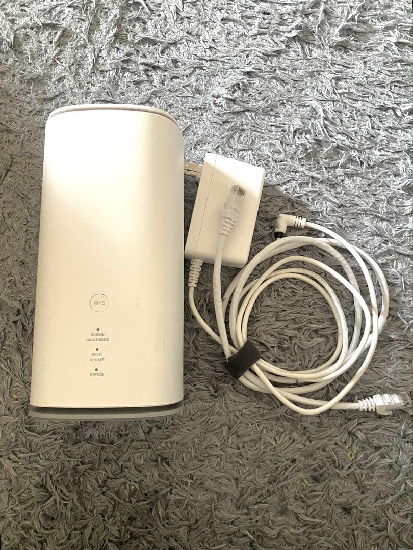 Speed wifi  5G L13 ZTR02 無線LANルーター 白