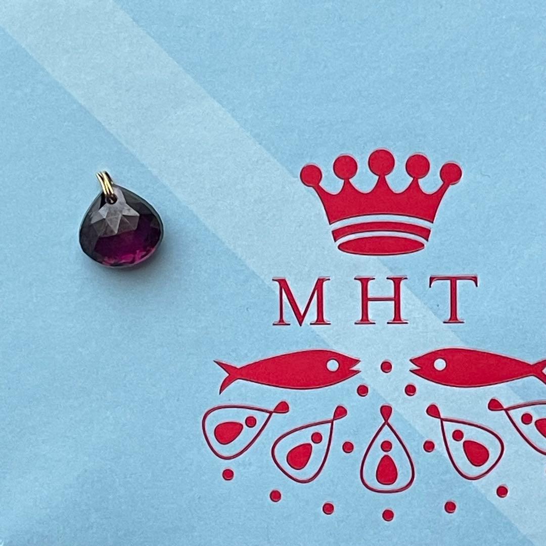 マリーエレーヌ ドゥ タイヤック ガーネット ブリオレットカット・チャーム