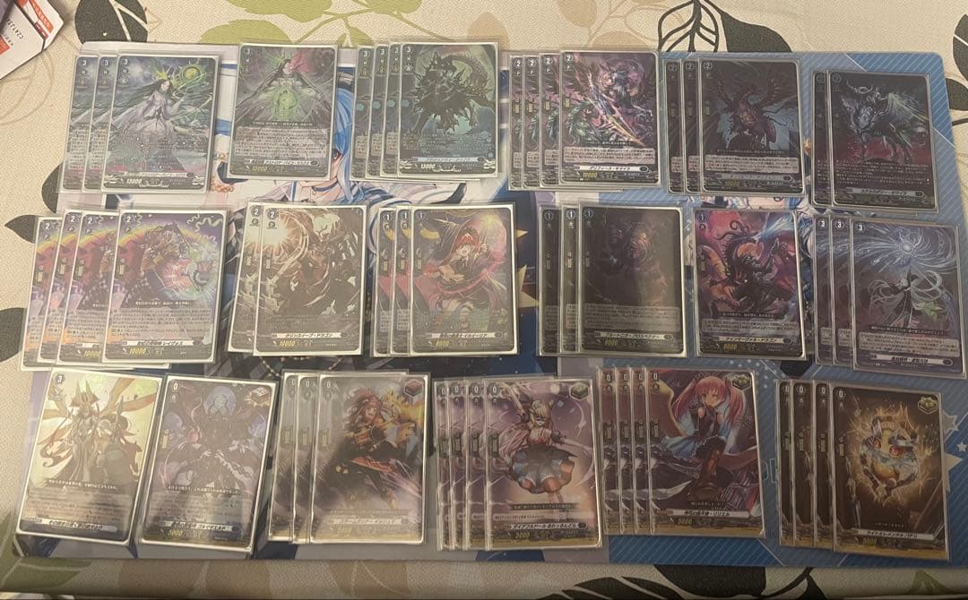 ヴァンガード アストロア デッキ 【スリーブとsec付】