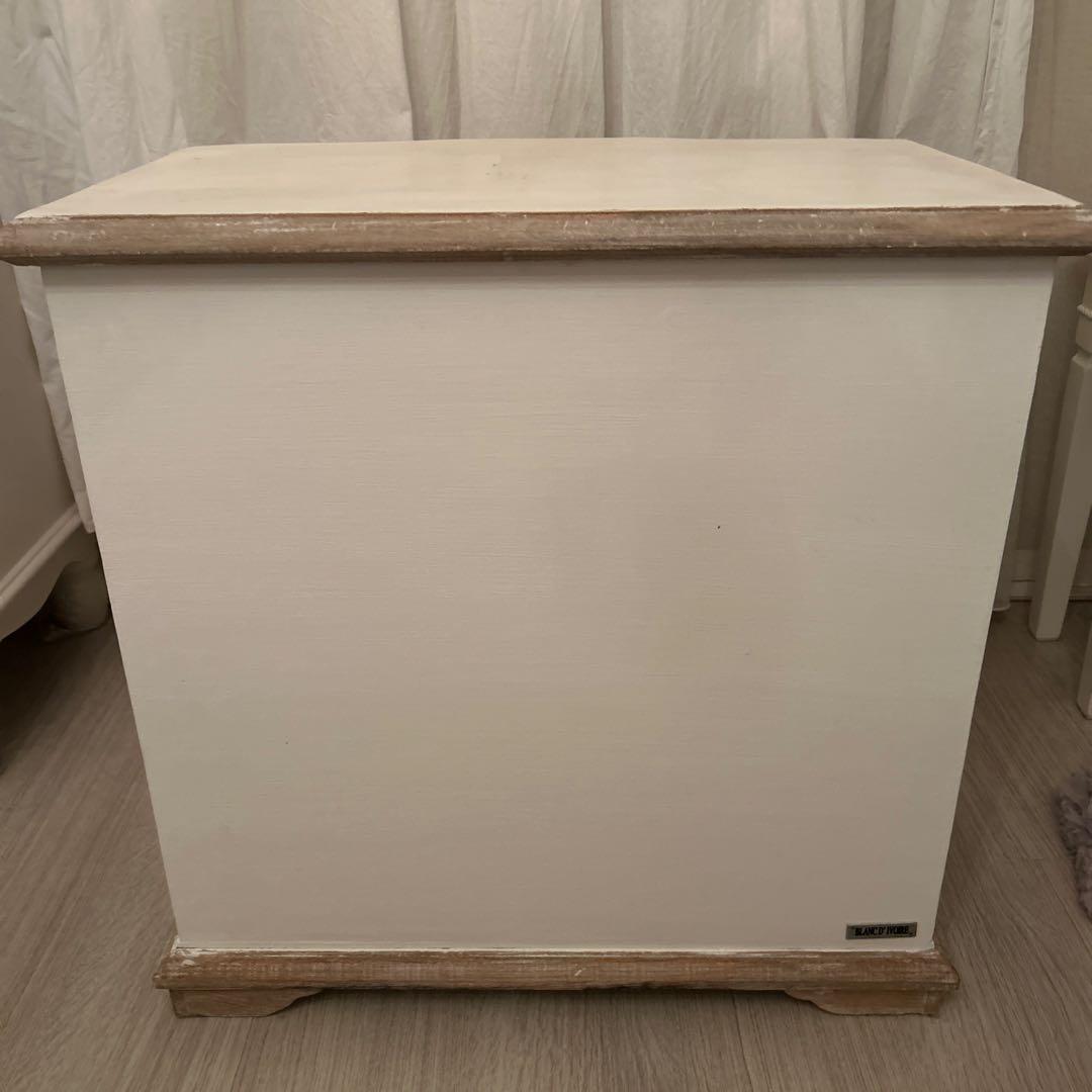 サラグレース　ブランディボワール　チェスト