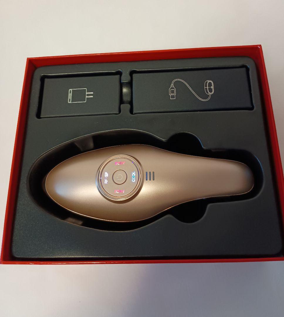 ME ラボンエクラ　IKKO 美顔器