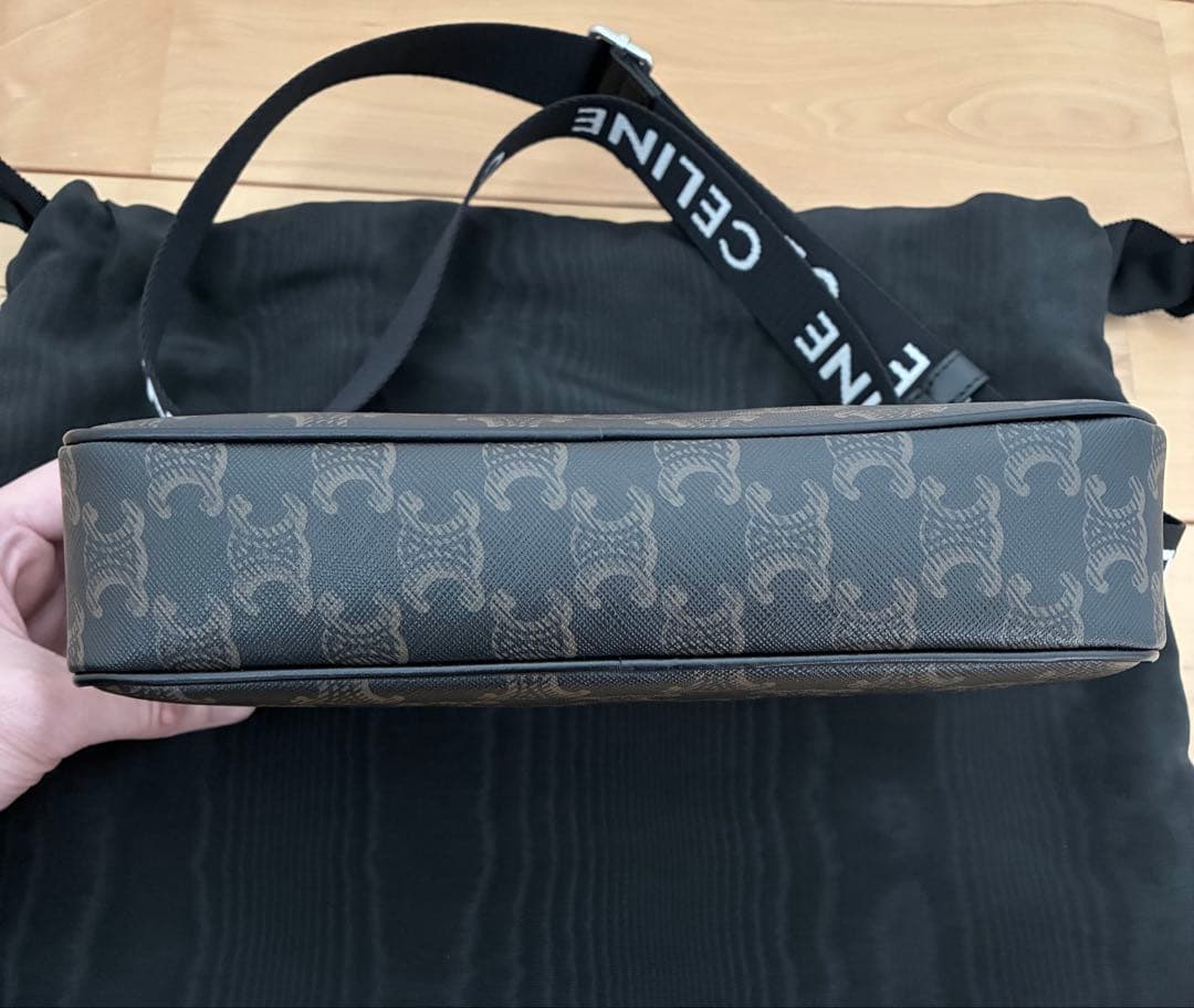CELINE セリーヌ トリオンフ メッセンジャーバッグ