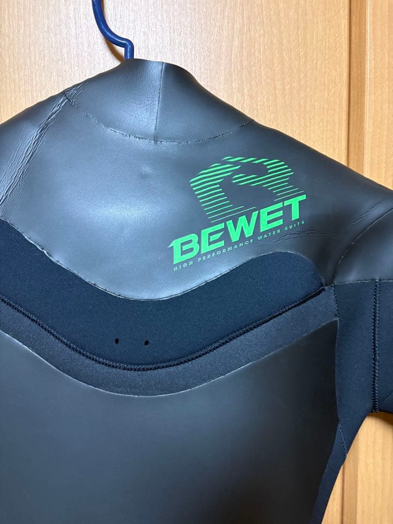 BEWET フルスーツ 3×5 美品サイズML