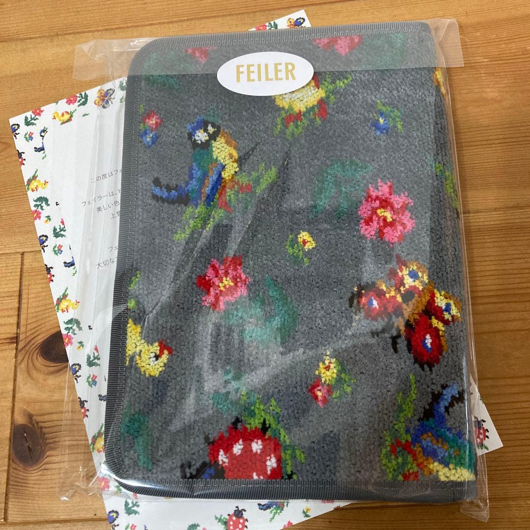 FILLER ハイジ　人気グレーマルチケース（銀座Web限定）完売品