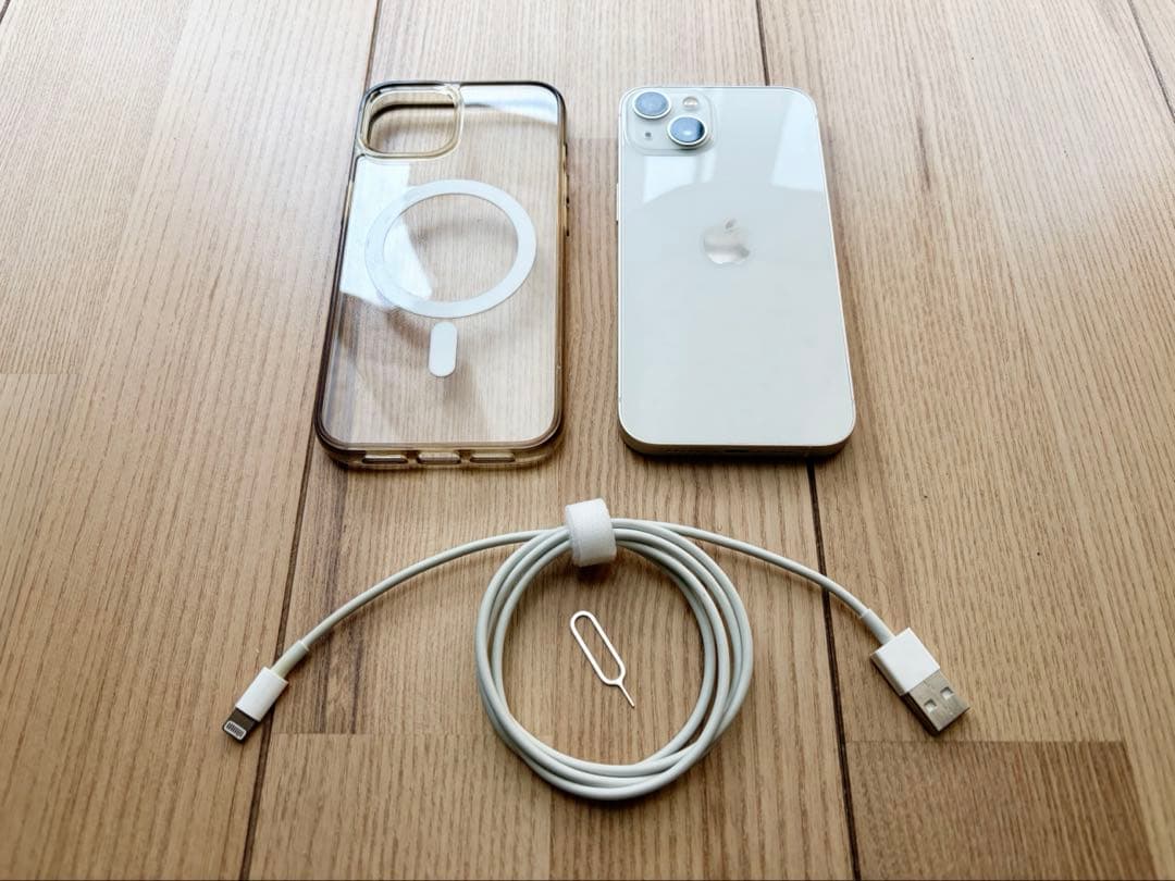 iPhone13 256GB スターライト（ホワイト）