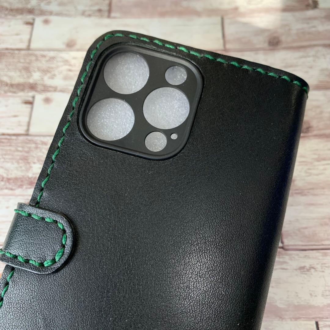 栃木レザー　ブラック　iPhoneケース　2枚カード　手帳型　本革　スタッズ　星