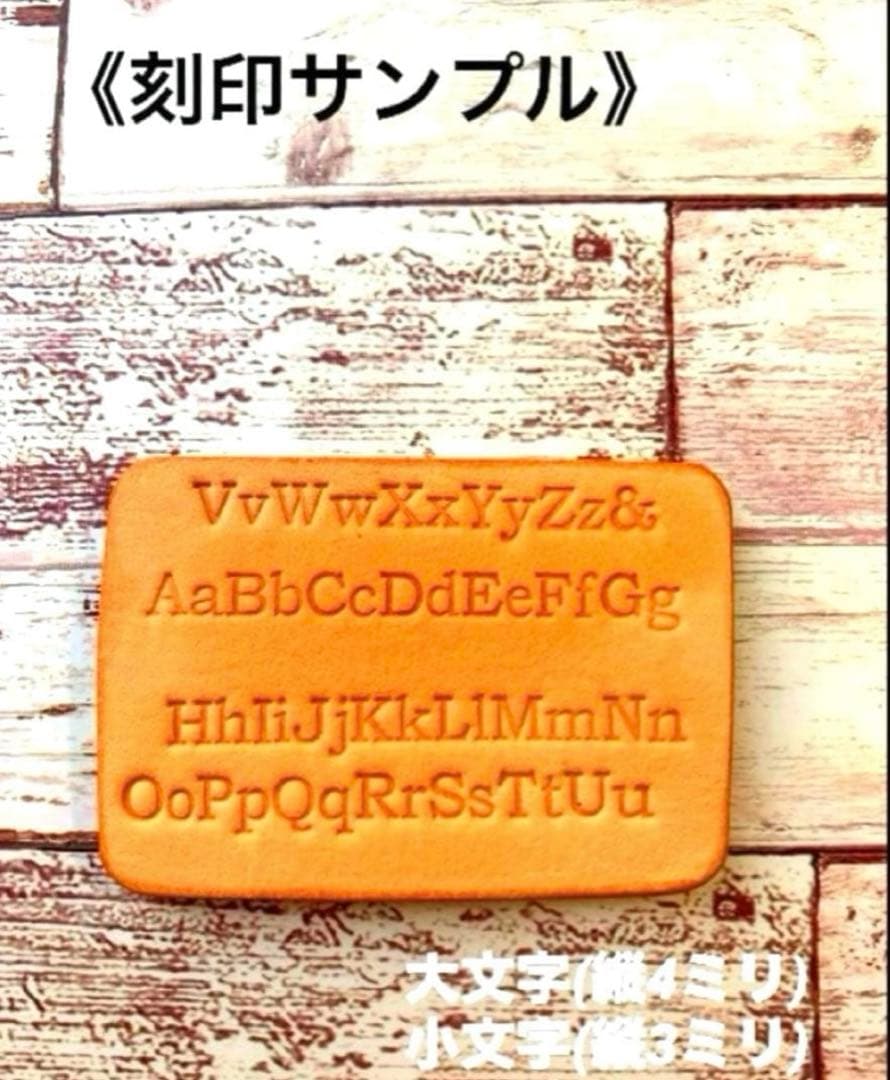 栃木レザー　ブラック　iPhoneケース　2枚カード　手帳型　本革　スタッズ　星