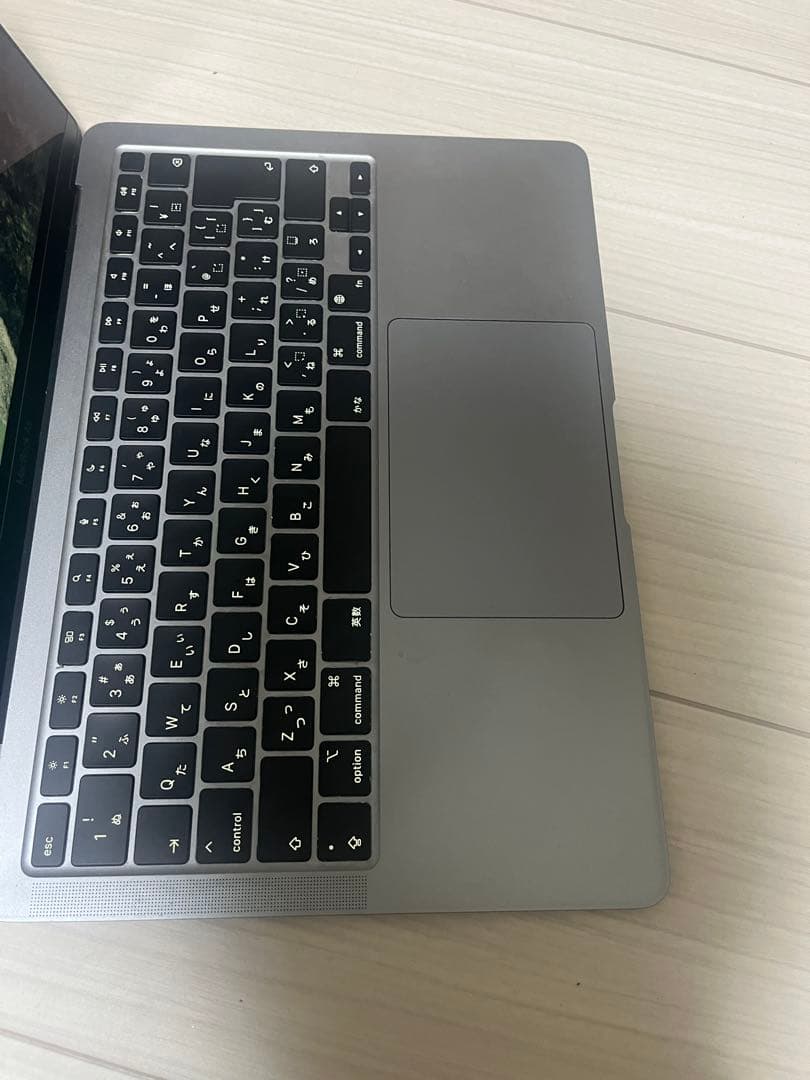 Apple MacBook Air M1, 8GB, 256GB スペースグレー