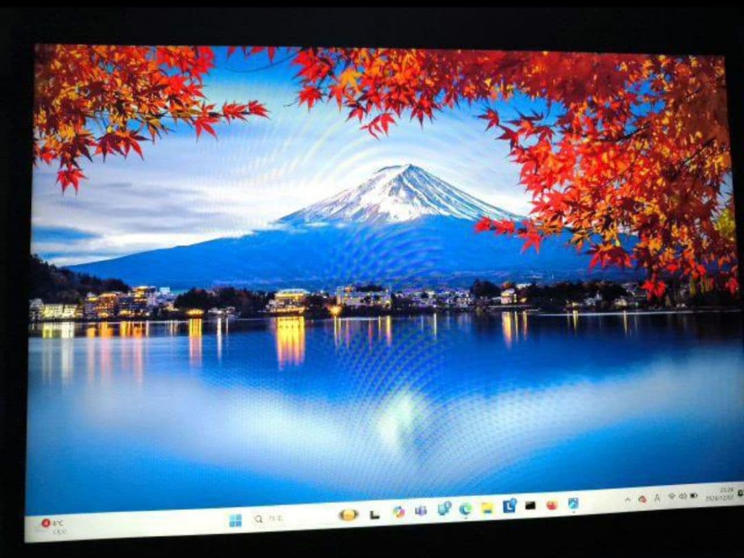 高精細2160×1440 モバイルモニター sRGB100%！【ほぼ未使用】