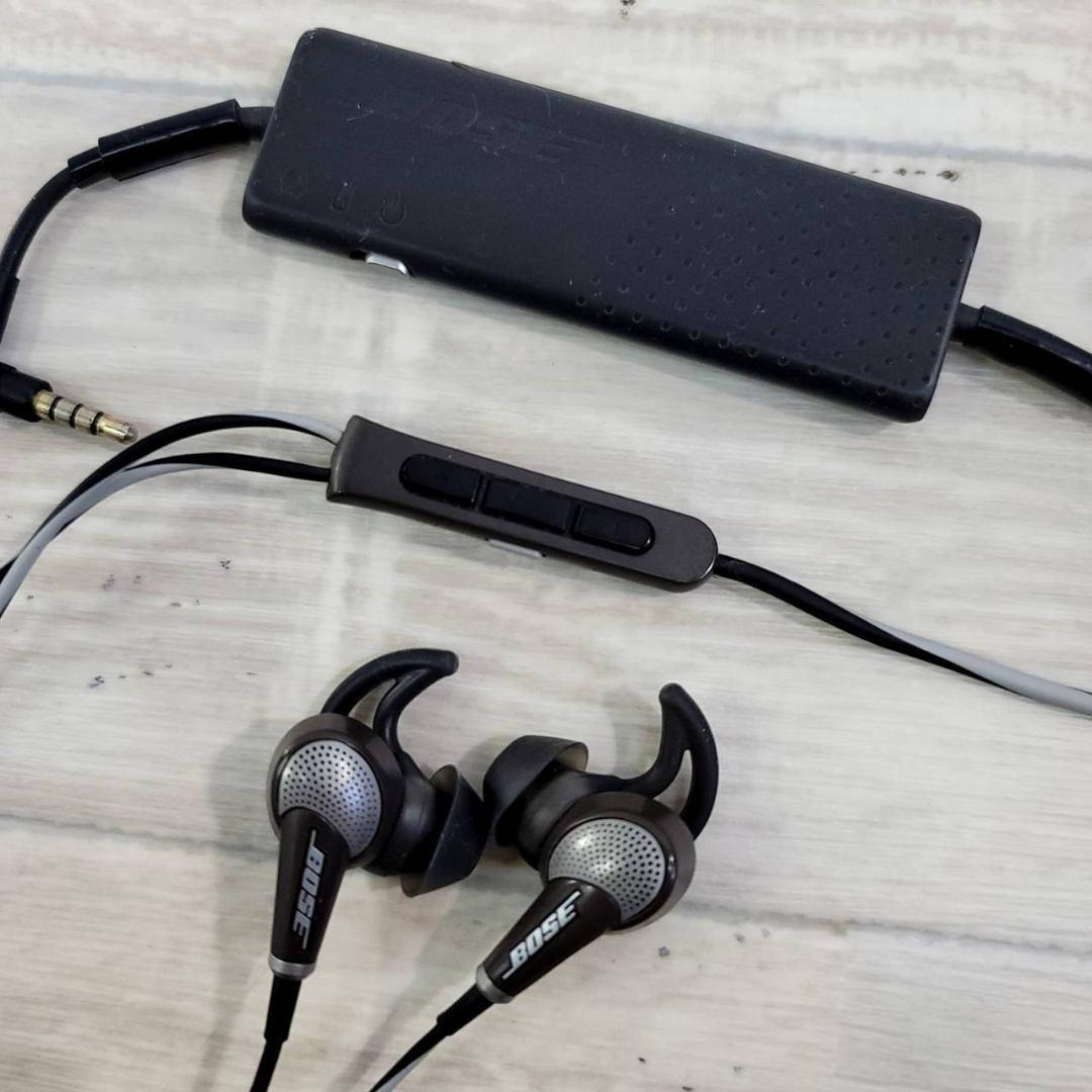 【良品】Bose イヤホン ノイズキャンセリング QuietComfort20i