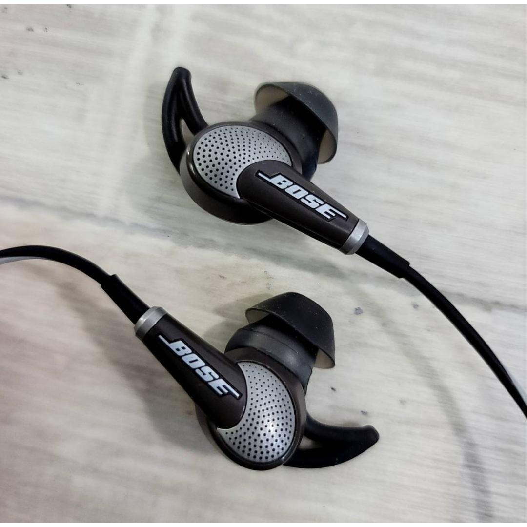 【良品】Bose イヤホン ノイズキャンセリング QuietComfort20i