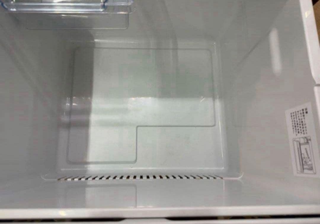 【高年式】 2023年式 282L Hisense 冷蔵庫 HR-D2802S