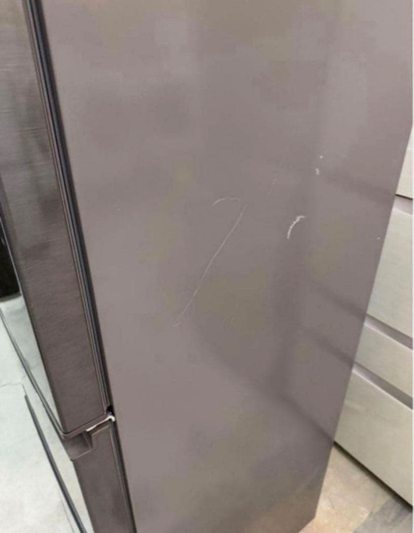 【高年式】 2023年式 282L Hisense 冷蔵庫 HR-D2802S