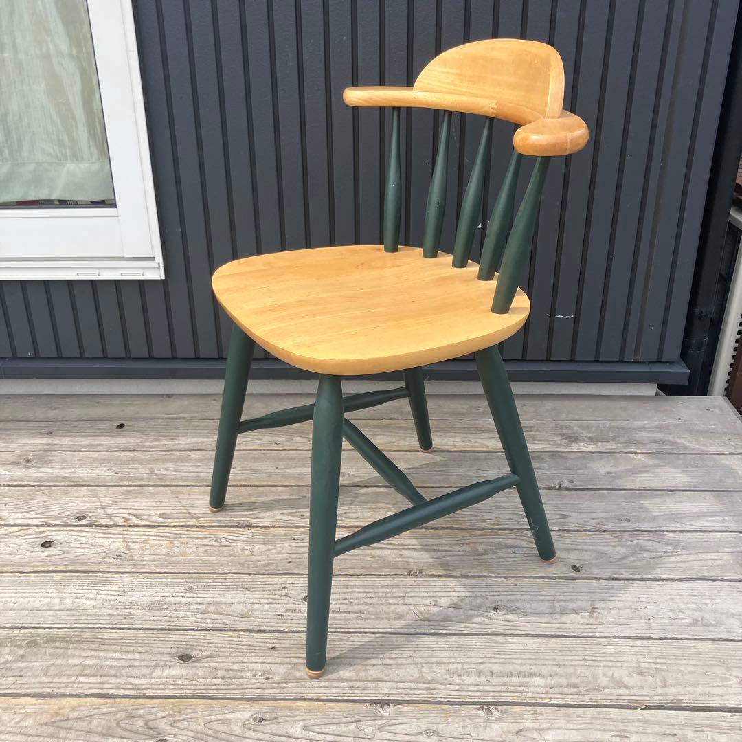 ② 北欧レトロ 無垢材 ツートン ウインザーチェア ダイニングチェア 古家具