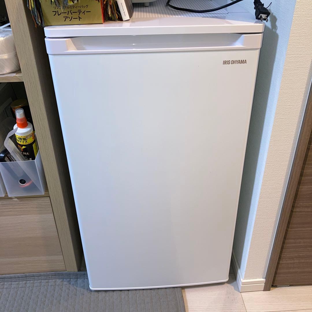 【　まめたんく　】(引取り限定)アイリスオーヤマ 冷凍庫 ホワイト
