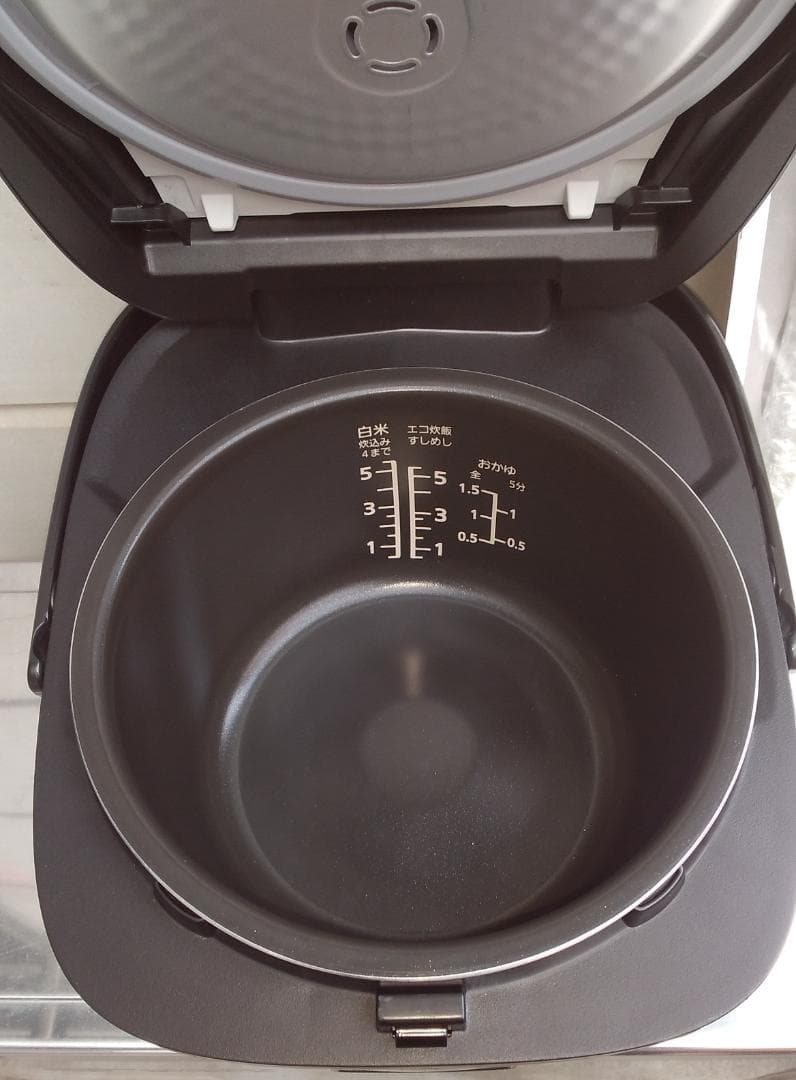 展示品PanasonicIH炊飯器SR-FE101-K