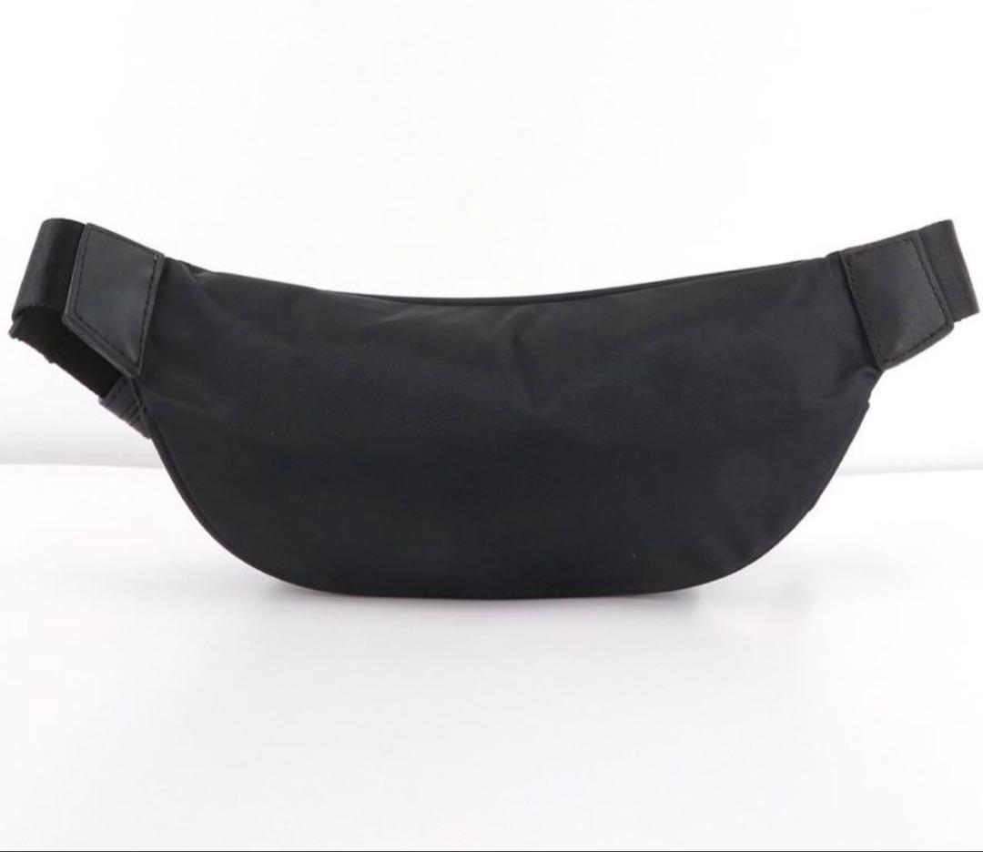 マークジェイコブス サスペリア スリングバッグ ボディバッグ ウエストポーチ 黒