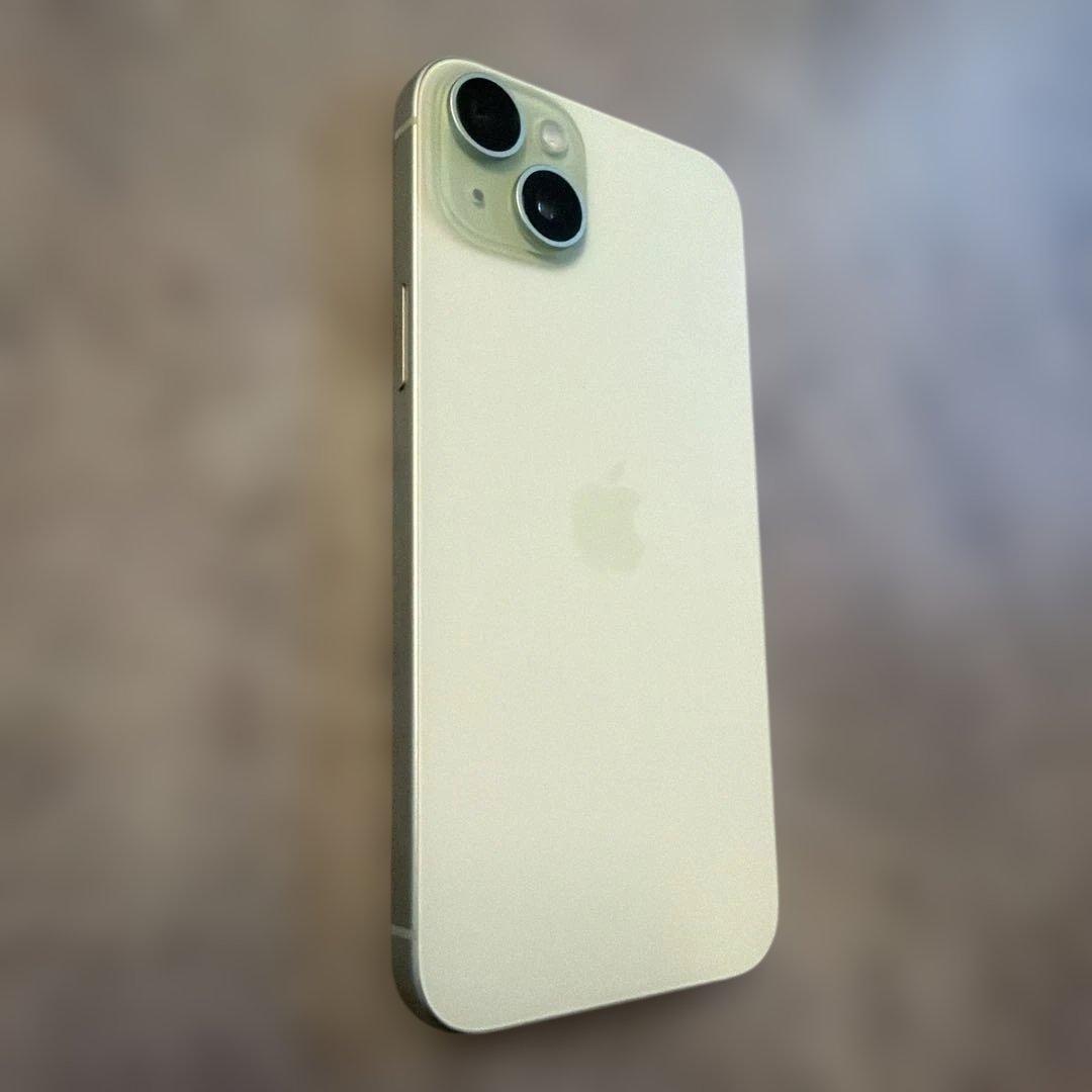 Apple iPhone 15 plus本体　グリーン　SIMフリー　美品