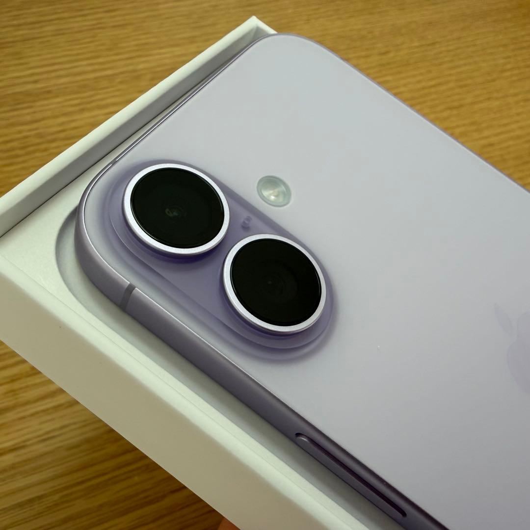 【美品】【SIMフリー】iPhone 17 256GB 本体 ラベンダー