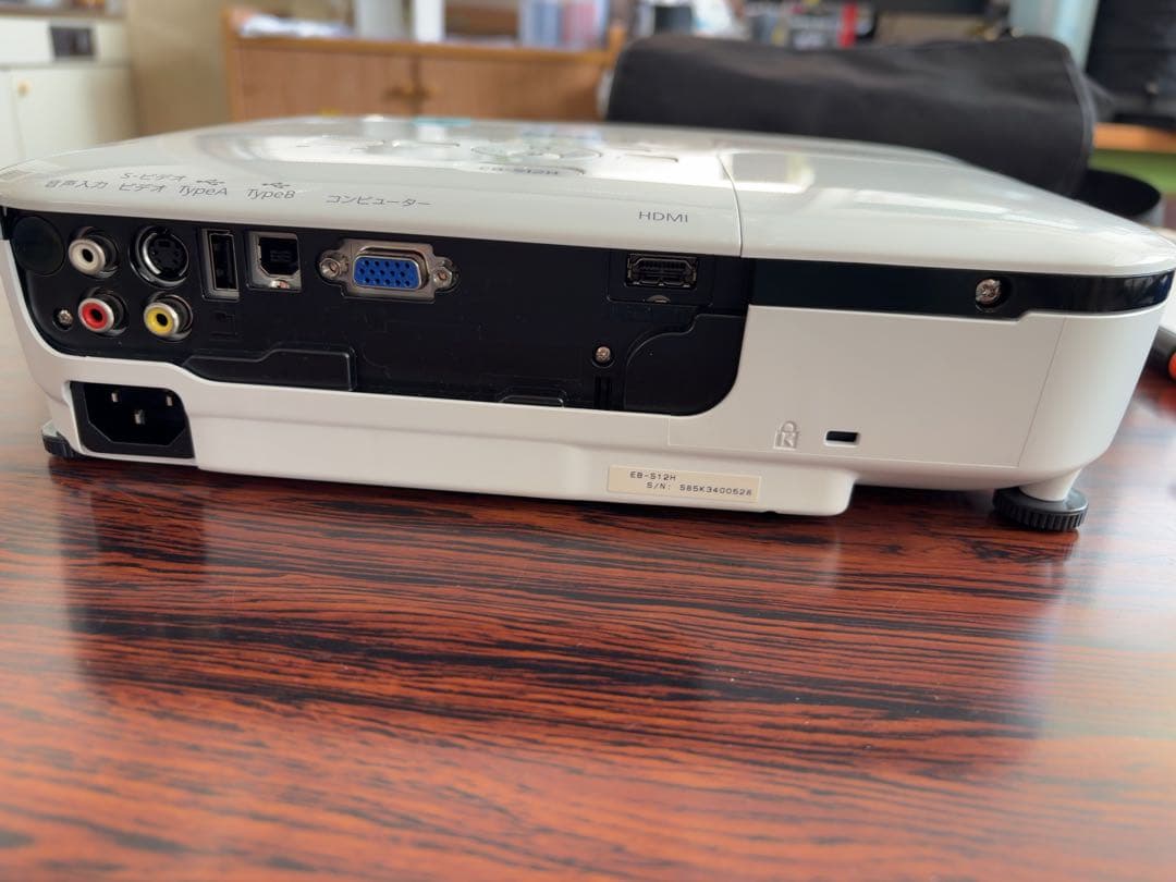エプソンプロジェクター　EB-S12H セット