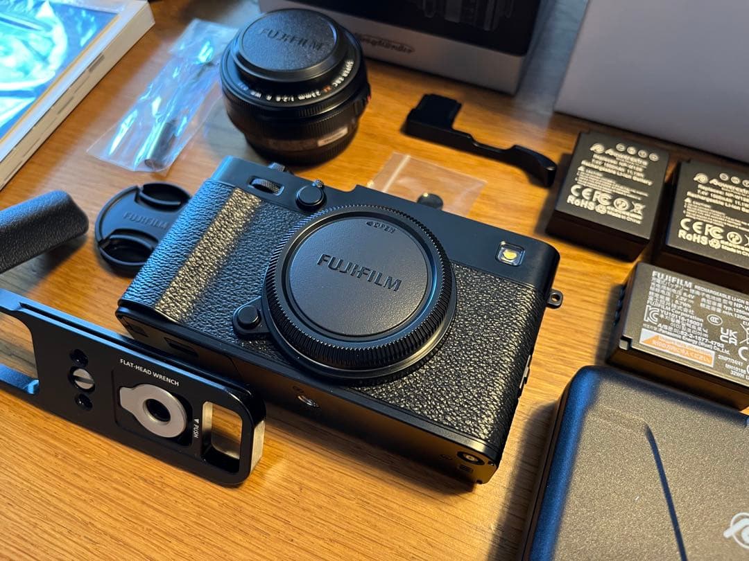 FUJIFILM X-E5 レンズキット&フォクトレンダー、アクセサリー多数