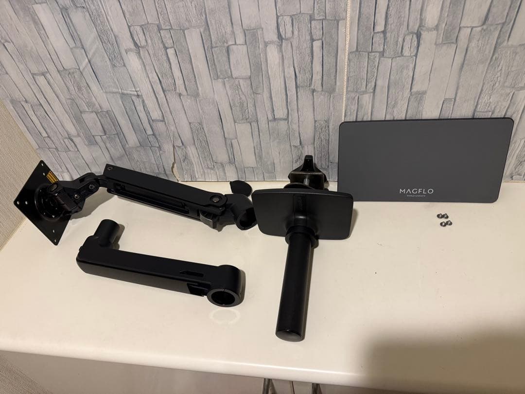 ergotron モニターアーム ブラック おまけ付き