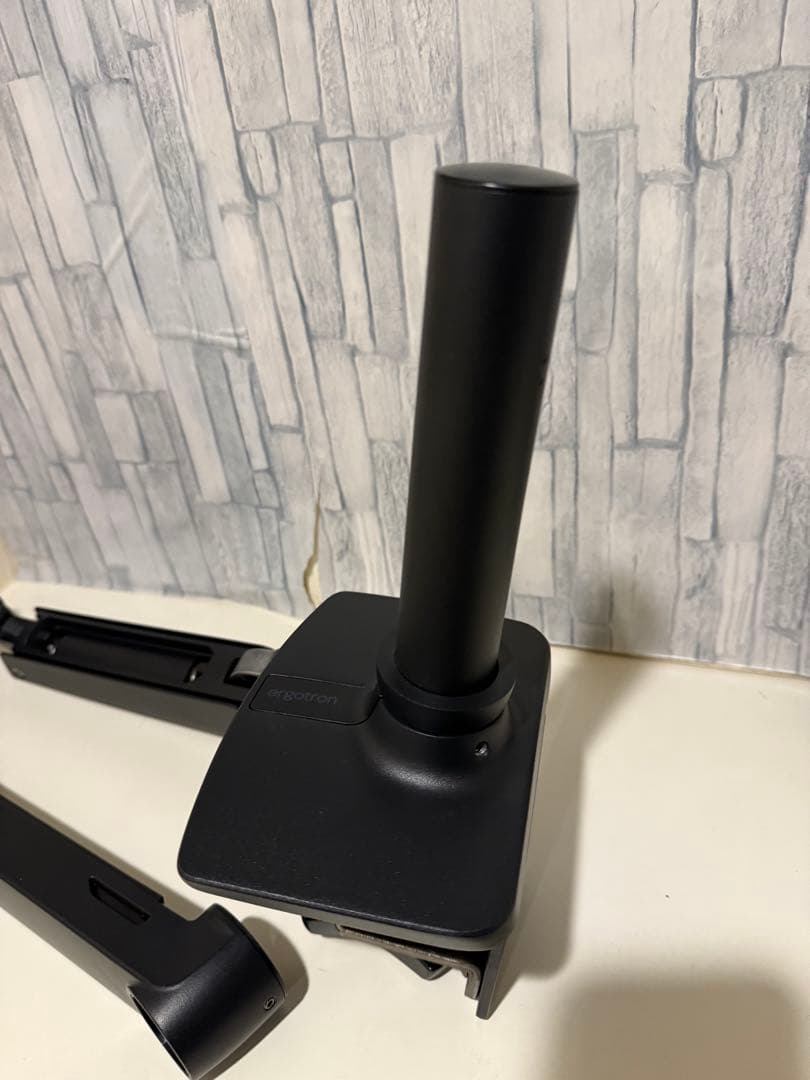 ergotron モニターアーム ブラック おまけ付き