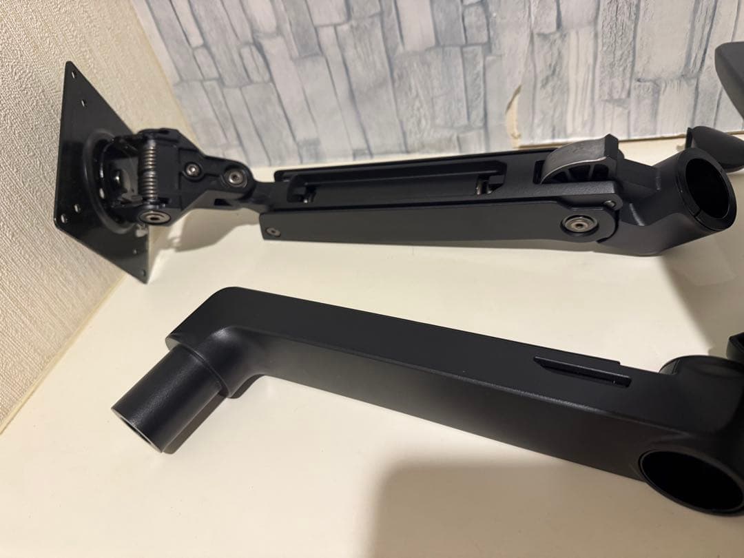 ergotron モニターアーム ブラック おまけ付き