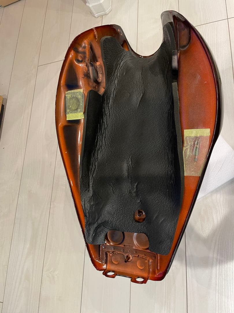 ゼファー1100 火の玉　フューエルタンク　純正タンク　美品KAWASAKI