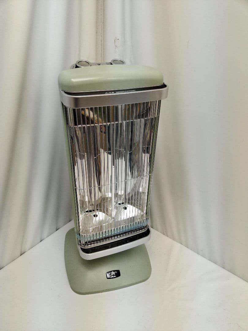 アラジン2021年製 遠赤グラファイトヒーター　グリーン　AEH-2G10AJ