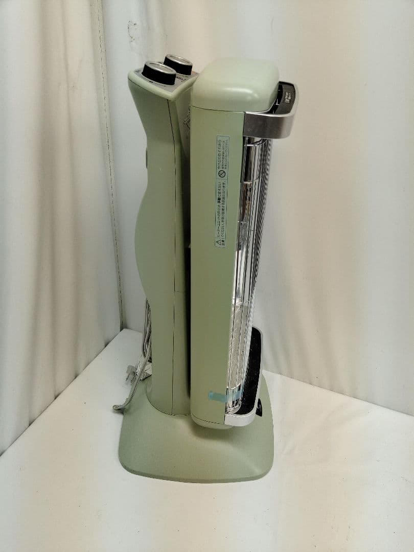 アラジン2021年製 遠赤グラファイトヒーター　グリーン　AEH-2G10AJ