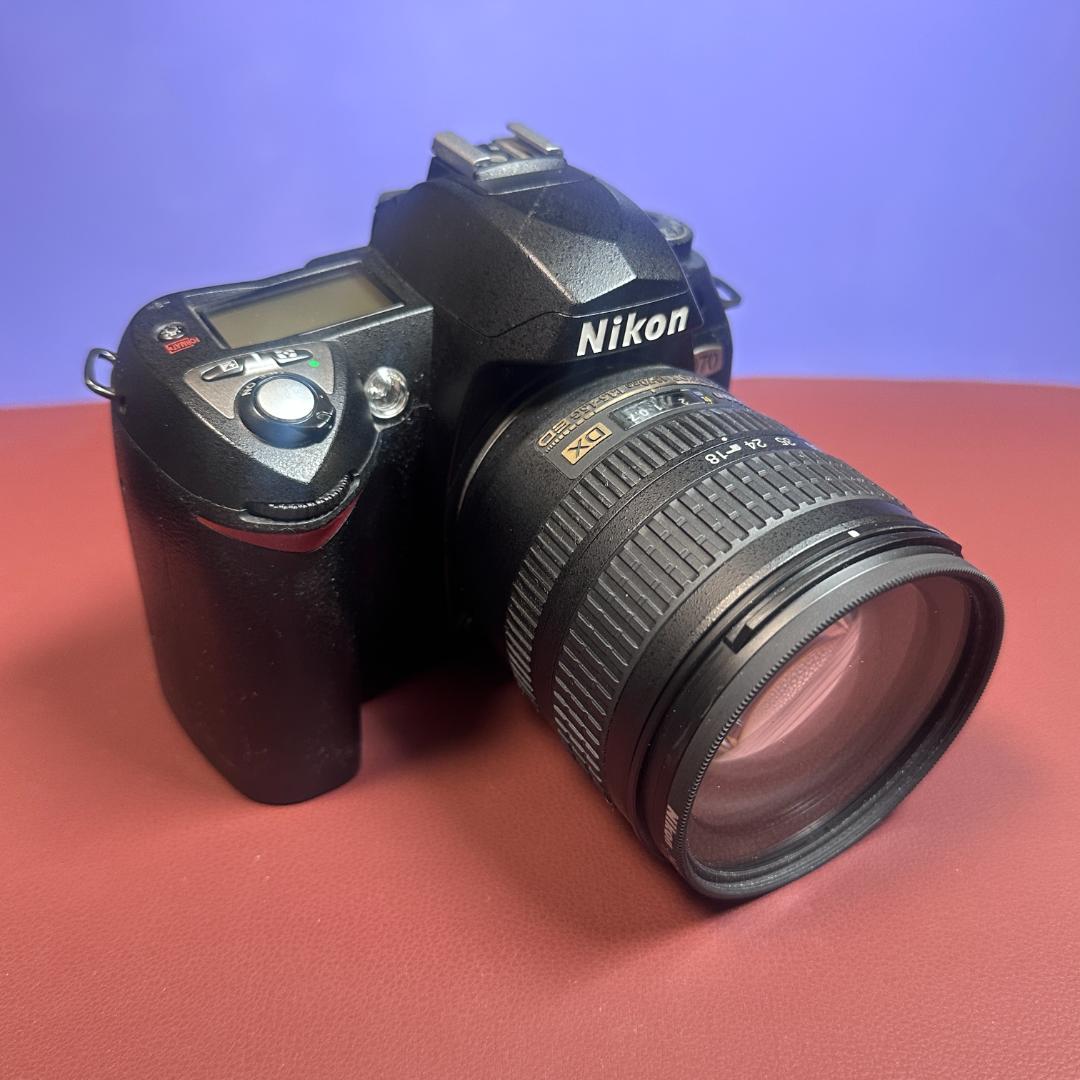ニコン D70 デジタル一眼レフカメラ 18-70mmレンズ、CF32GB付き