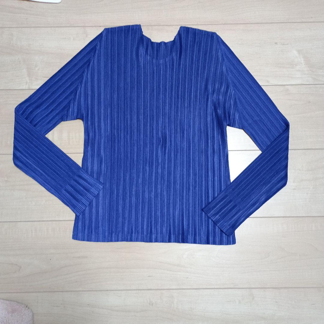 プリーツプリーズ　ブルー　長袖トップス　サイズ3