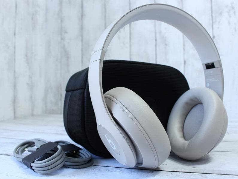 Beat Studio Pro ワイヤレスヘッドホン