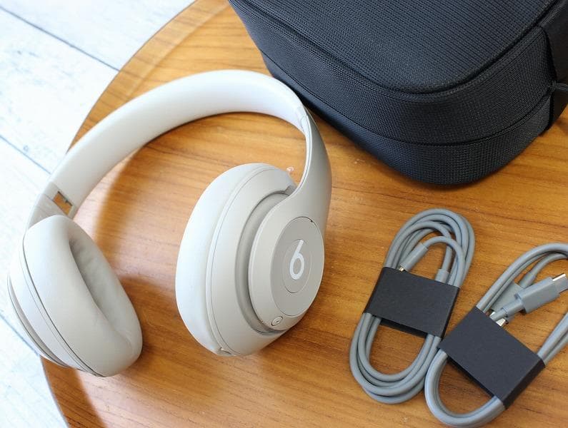 Beat Studio Pro ワイヤレスヘッドホン