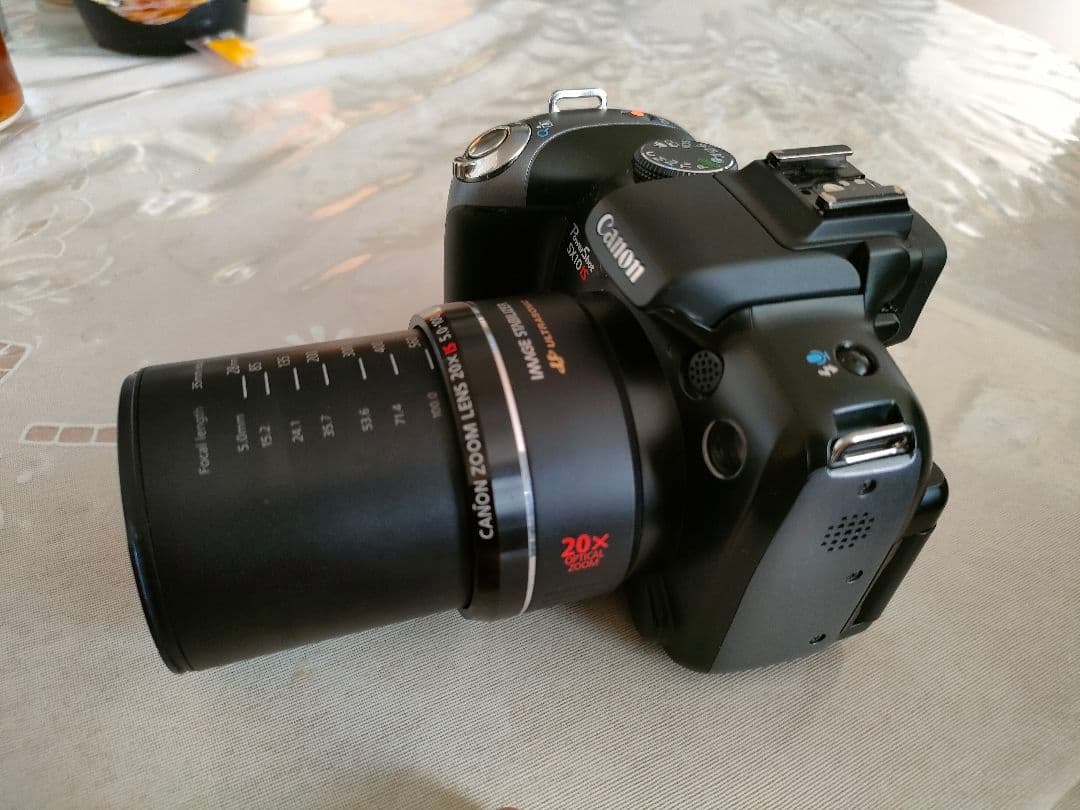 Canon PowerShot SX10 IS 本体