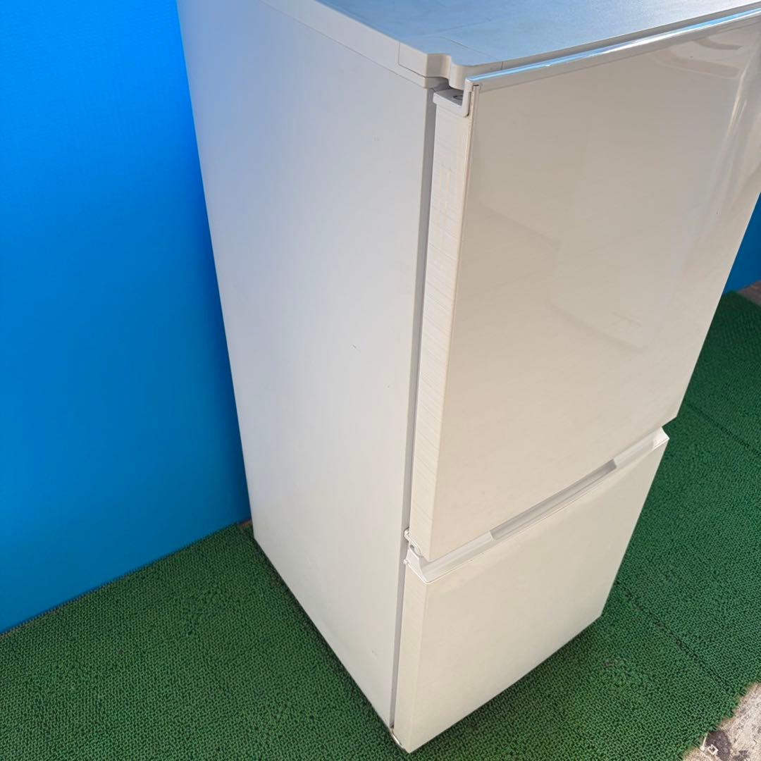 760 SHARP 大人気　付け替えどっちもドア　冷蔵庫　152L 一人暮らし