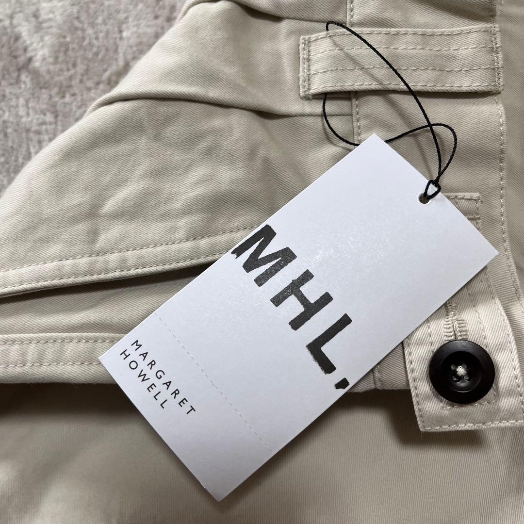 夏　　. BRUSHED CHINO COTTON 2024年　チノパン