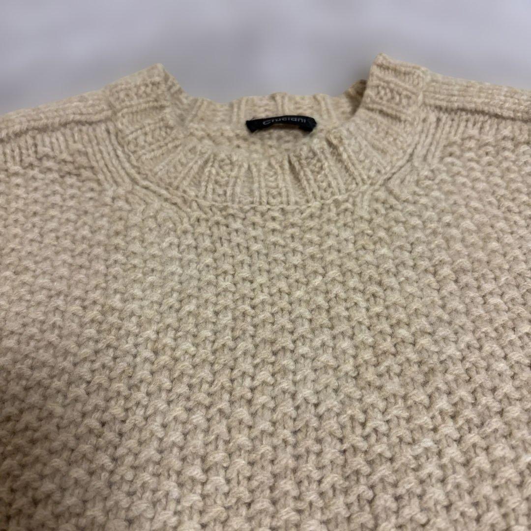 Cruciani /クルチアーニ 厚手ニット（モックネックに近く首元をホールド）